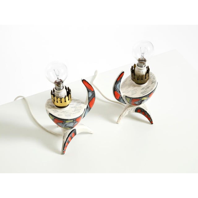 Mid-Century Modern Italian Hand-Painted Ceramic Table Lamps, 1950s, Set of 2 For Sale - Image 6 of 18