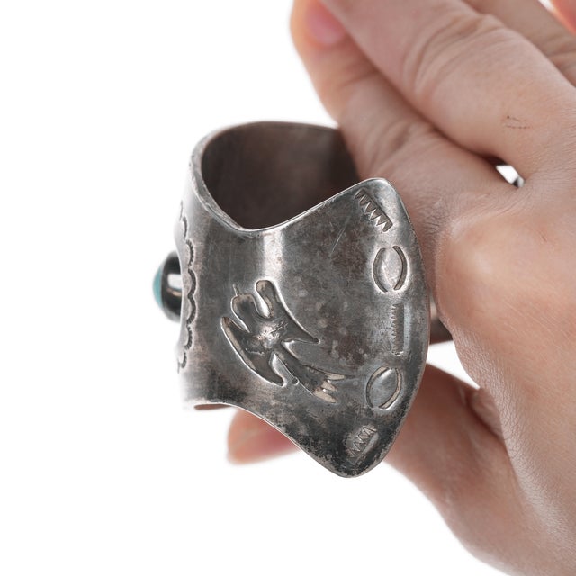 Late 20th Century 6 3/8" vintage Navajo shadowbox peyotebird cuff bracelet with turquoise For Sale - Image 5 of 10