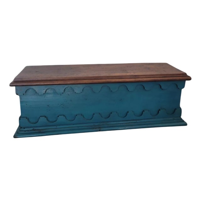 Antique Lacquered Table Trunk For Sale