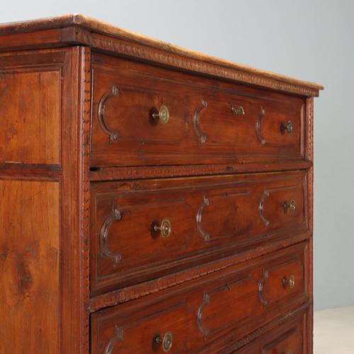 17th Century Baroque Walnut Canterano For Sale - Image 9 of 15