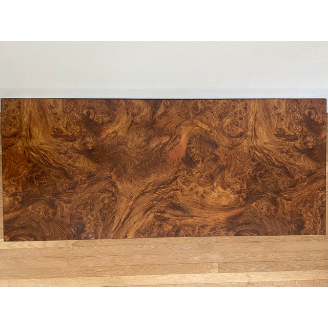 Mid-Century Modern 1970s Burlwood Veneer and Brass Coffee Table in the Style of Milo Baughman For Sale - Image 3 of 12