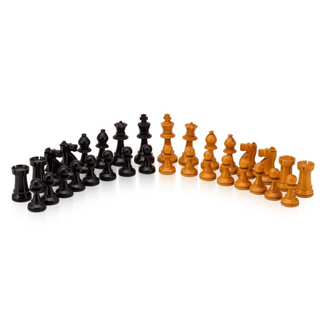 Antique English Cased Chess by Staunton, 1950, Set of 33 For Sale - Image 16 of 16