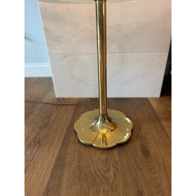 Vintage Stiffel Solid Brass Tulip Floor Lamp With Etched Glass Table Shelf For Sale - Image 6 of 6