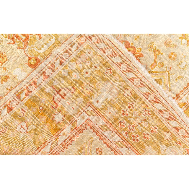 Early 20th Century Turkish Oushak For Sale In New York - Image 6 of 9