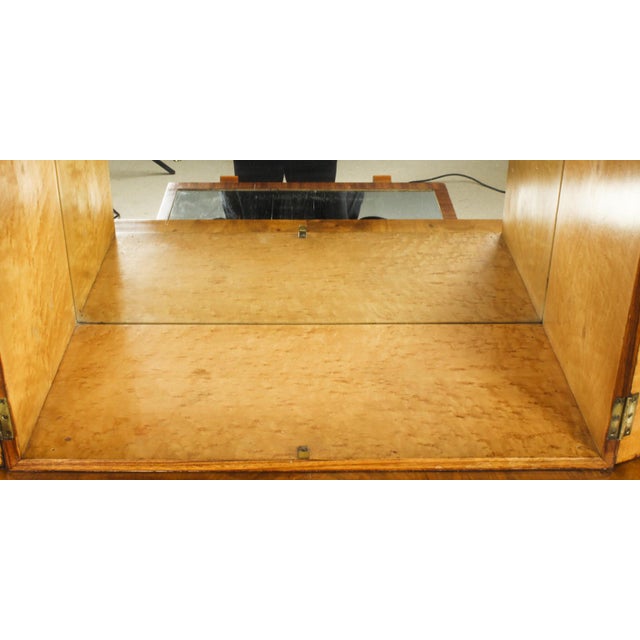 Antique Art Deco Burr Walnut Cocktail Cabinet Dry Bar from Epstein Manner, 1920s For Sale - Image 13 of 18