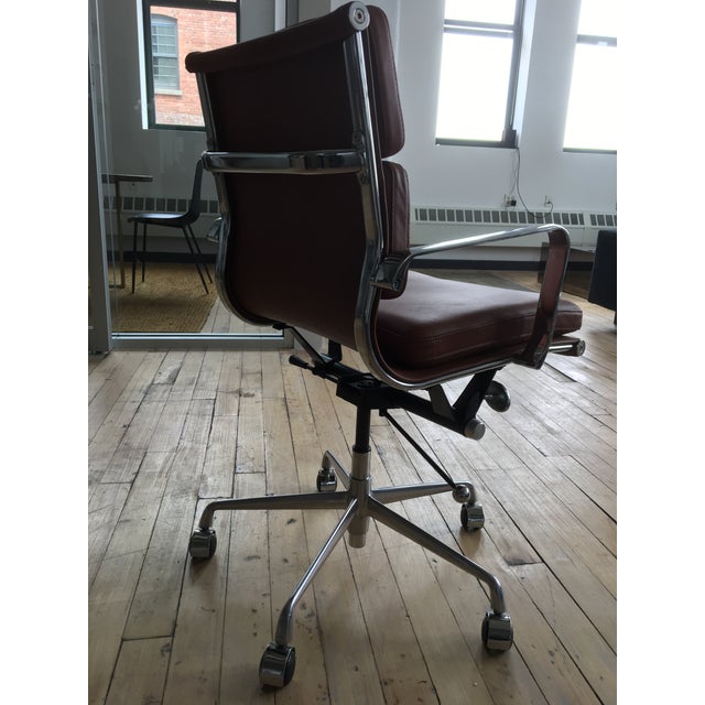 Laura soho soft pad chair clearance