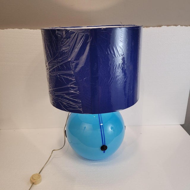 1940s Art Deco Table Lamp in Blue Glass Sphere from Charles Schneider Workshop, France, 1940s For Sale - Image 5 of 18