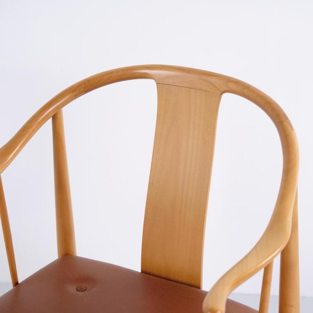 Brown China Chairs FH 4283 in Cherry Wood with Leather by Hans J. Wegner for Fritz Hansen, 1970s, Set of 4 For Sale - Image 8 of 16