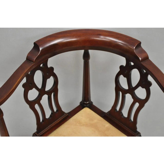 Mid 20th Century Vintage Hickory Chair Co Georgian Style Mahogany Corner Accent Side Chair For Sale - Image 11 of 12
