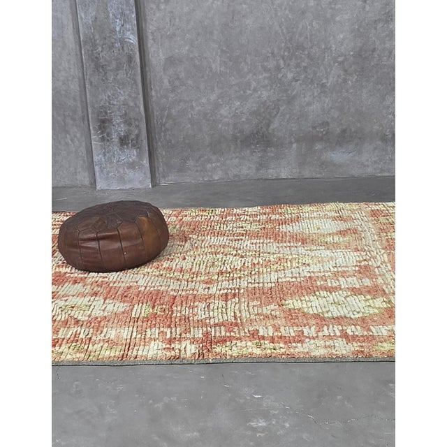 1980s Handmade Moroccan Vintage Rug - 10.3 X 6.2 Ft For Sale - Image 5 of 8