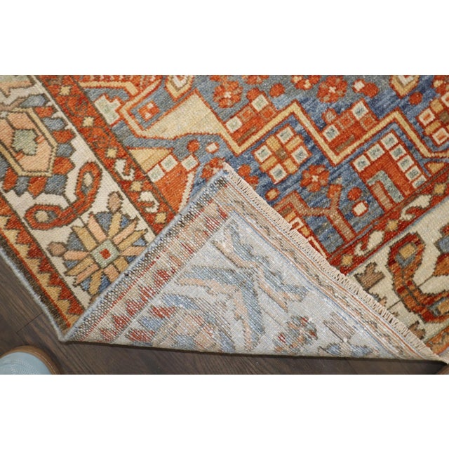Persian Double Medallion Persian Bakhtiari Rug no. j5154 For Sale - Image 3 of 7