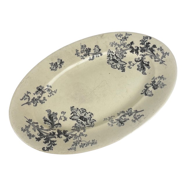Large Oval Grey-Black Earthenware Platter with Damascus Pattern from Sarreguemines, Late 19th Century For Sale