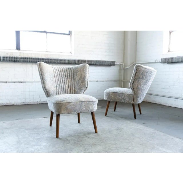 Mid-Century Modern Danish Pair of Midcentury Slipper or Cocktail Lounge Chairs, 1950's For Sale - Image 3 of 9