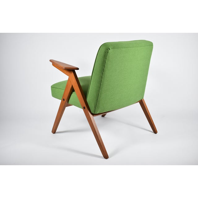 Chartreuse Bunny Armchair in Green Fabric, 1960s For Sale - Image 8 of 18