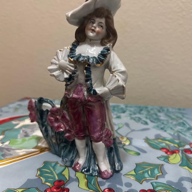 English Vintage Hand-Painted Porcelain Dandy Figurine – Colonial Style Young Man Spill Vase / Match Holder For Sale - Image 3 of 9