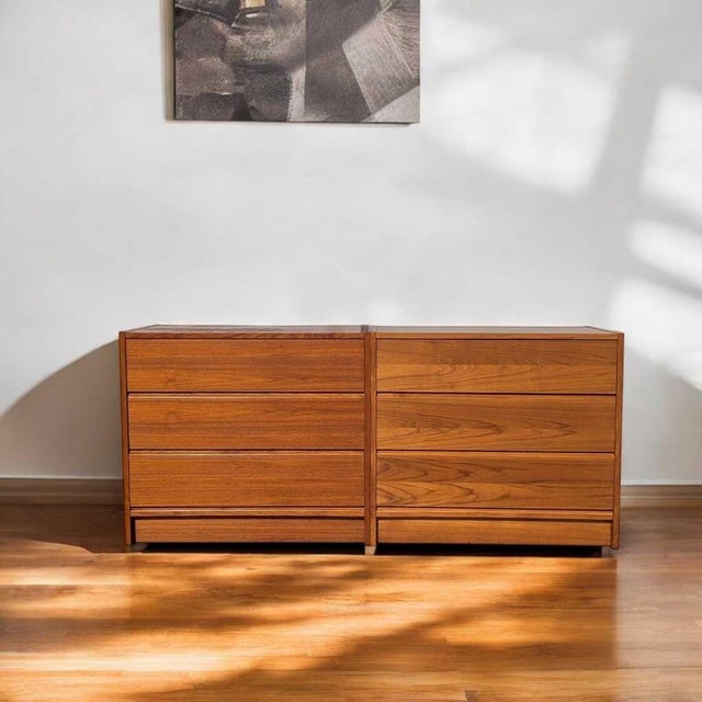 Mid-Century Modern Pair of G Plan Teak Three-Drawer Dressers or Modular Lowboy, 1960s For Sale - Image 3 of 18