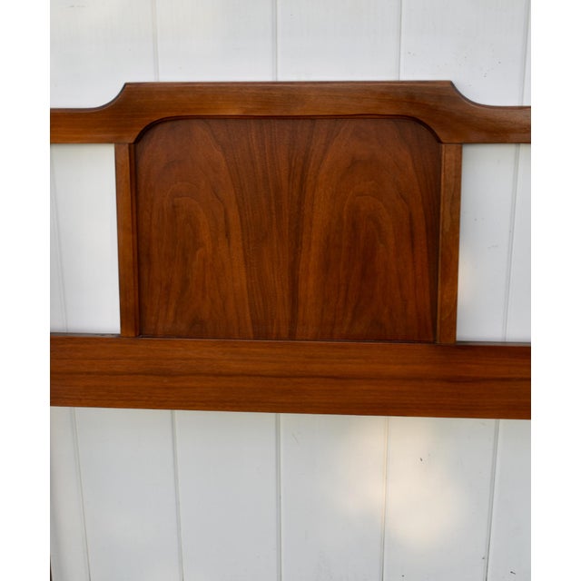 Vintage Mid Century Modern Full Walnut Headboard Arched Sculpted MCM 1960s For Sale In Philadelphia - Image 6 of 14