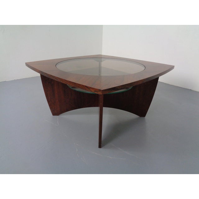 Coffee table with 2 glass tops from the 1960s.