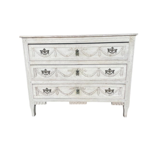 Louis XVI Chest of Drawers in Oak and Brass Handles, 1820 For Sale - Image 6 of 6