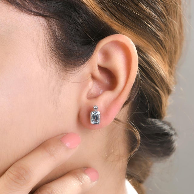 Sky Blue Modern Style Bezel Set Aquamarine Stud Earrings With Diamond in 14k White Gold For Sale - Image 8 of 12