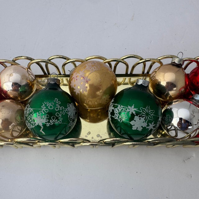 1950s Shiny Brite Christmas Ornaments With Mica Design- 15 Ornaments For Sale - Image 4 of 9