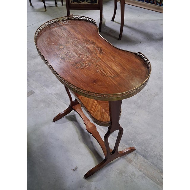 1990s Art Nouveau Two-Tiered Tea Table, 1890s For Sale - Image 5 of 8