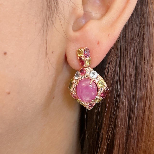 Bochic "Orient" Vintage Pink Ruby & Blue Topaz Earrings - 18K Gold & Silver For Sale - Image 17 of 18