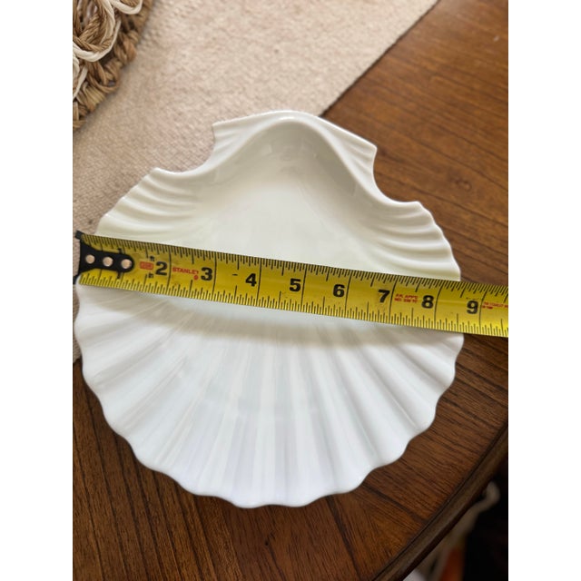 1990s Vintage Scalloped Seashell Plates - Set of 4 For Sale - Image 5 of 7