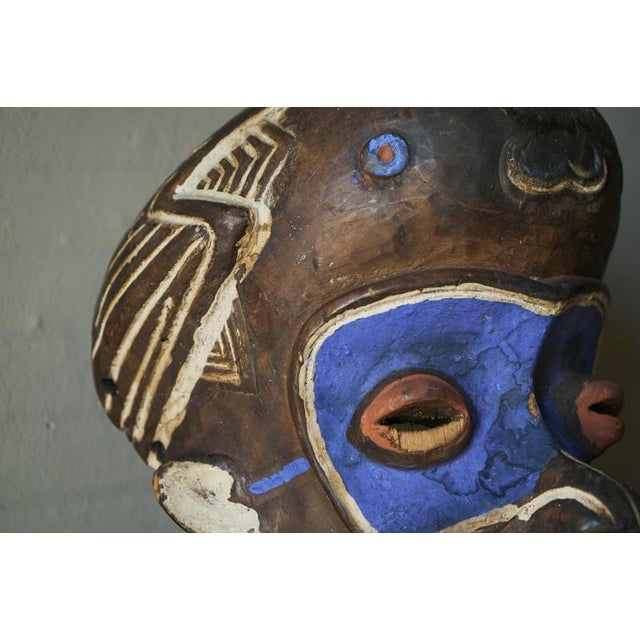 African Bena Lulua Mask, Kasai, DR Congo, 1940s For Sale - Image 4 of 12
