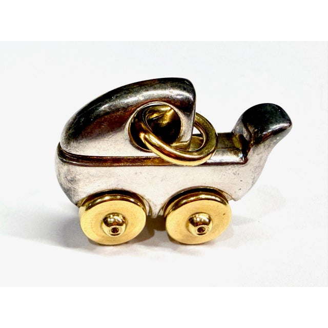 Mid-Century Silver- and Gold-Plated Baby Carriage Artist Pendant Jewelry in the style of Cartier, 1960s For Sale - Image 6 of 13