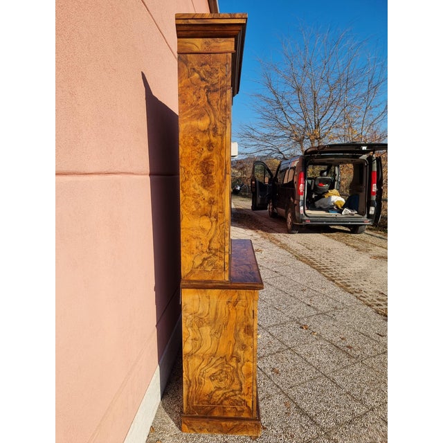 Mobile Living Room Bookcase Inlaid with Briarwood For Sale - Image 3 of 11