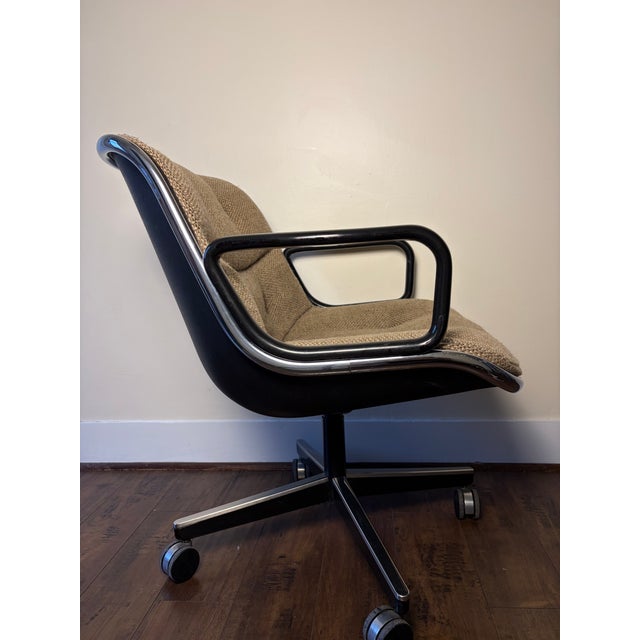 Charles Pollock Vintage Charles Pollock for Knoll Executive Chair Original Upholstery Mid Century For Sale - Image 4 of 10
