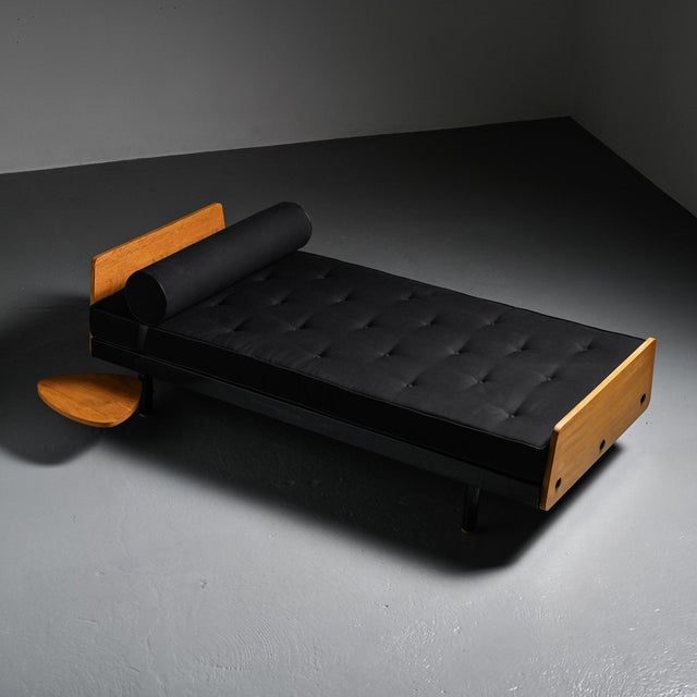 SCAL Daybed by Jean Prouvé for Steph Simon, circa 1960 For Sale - Image 12 of 12