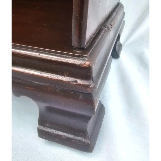 Small Narrow Mahogany Chippendale Bookcase W/ Pierced‑Side Shelves 1940s For Sale - Image 11 of 18