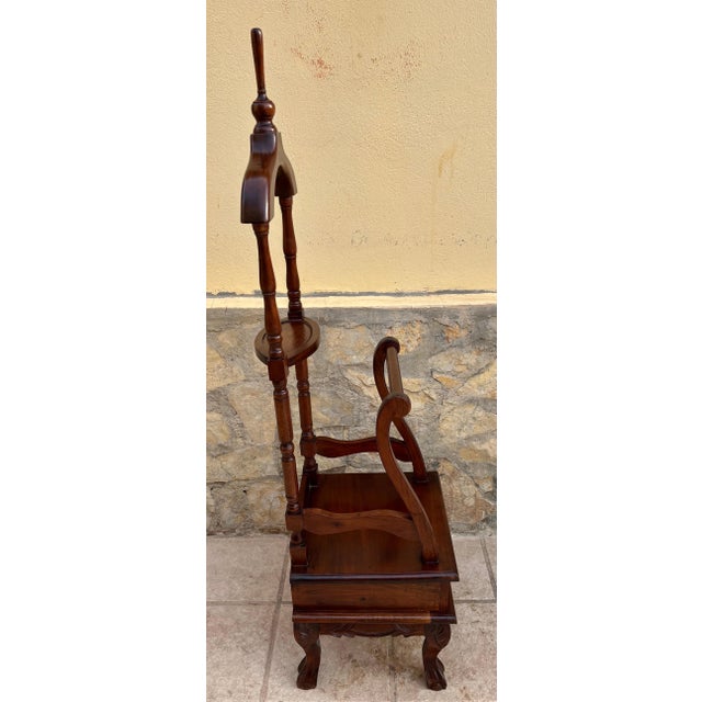 Antique English Chippendale Hardwood Valet Stand With One Drawer For Sale - Image 11 of 17