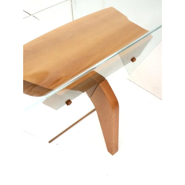 Vintage Italian Television Cabinet, 1970s, in Good conditions. Designed 1970 to 1979