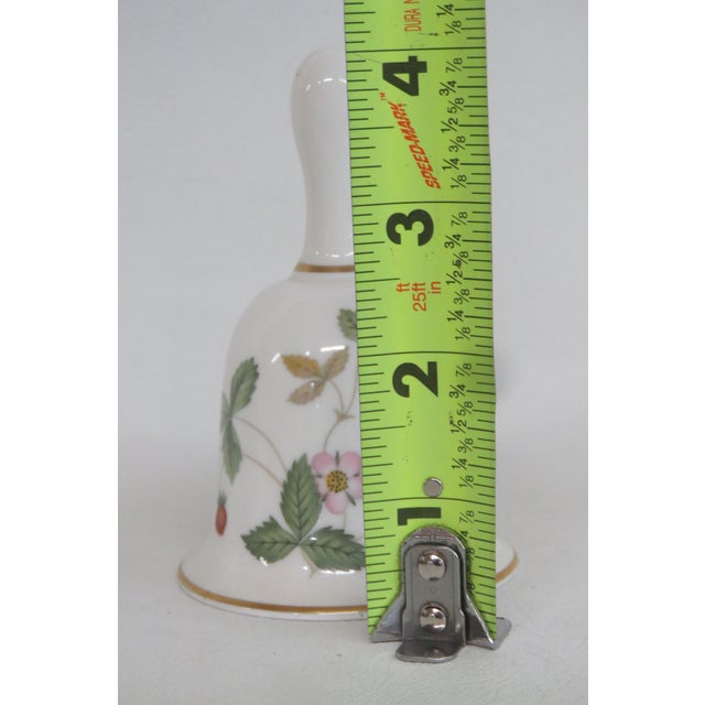Metal Wedgwood England Wild Strawberry Bell Fine Bone China With Gold Gilt Trim 4738b For Sale - Image 7 of 10