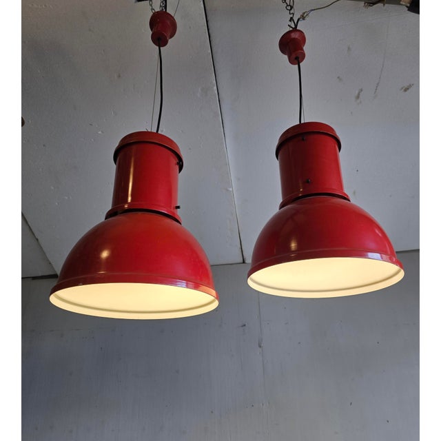 Red Metal Pendant Lamps from Fontana Arte, 1970s, Set of 2 For Sale - Image 4 of 8
