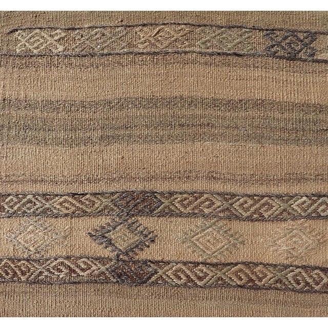 Earthy Toned Vintage Turkish Kilim Runner With Geometric Motifs 2'5 X 7'3 For Sale In Atlanta - Image 6 of 10
