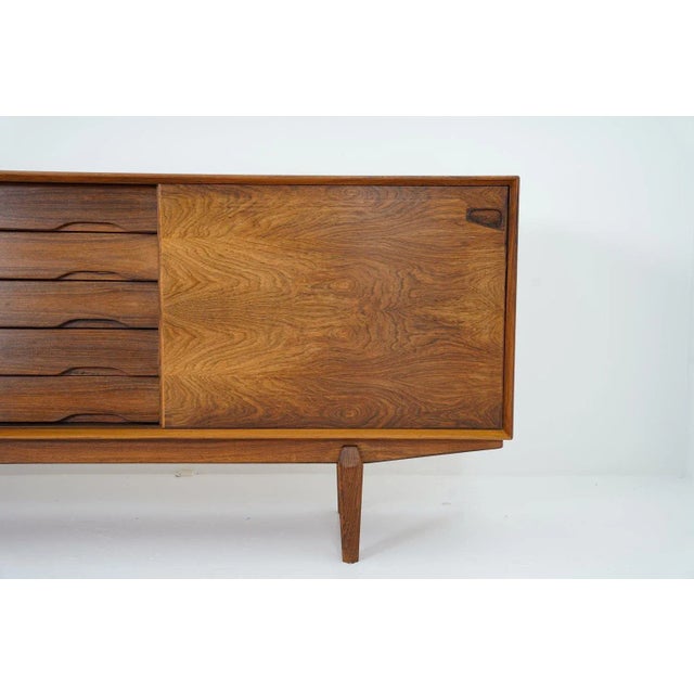 Mid-Century Scandinavian Rosewood Sideboard attributed to Egon Kristensen for Skovby, 1960s For Sale - Image 4 of 12