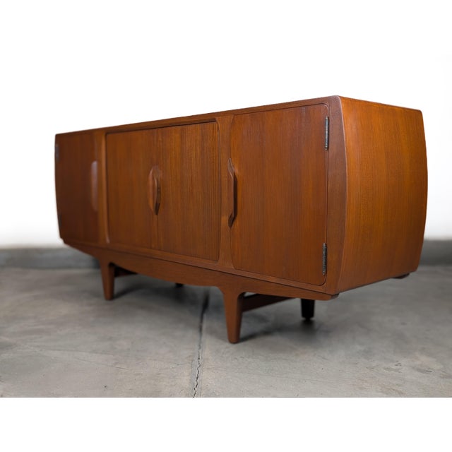 Vintage Mid Century Modern Teak Sideboard / Buffet Designed by Johannes Andersen, Attributed For Sale - Image 13 of 17