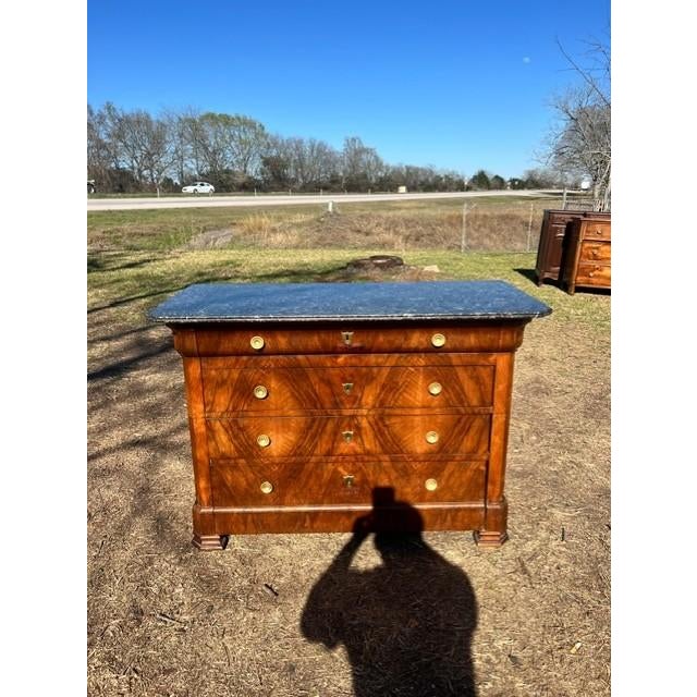 French Provincial 19th Century Louis Philippe Burl Walnut Marble Top Chest of Drawer / Commodes For Sale - Image 3 of 18