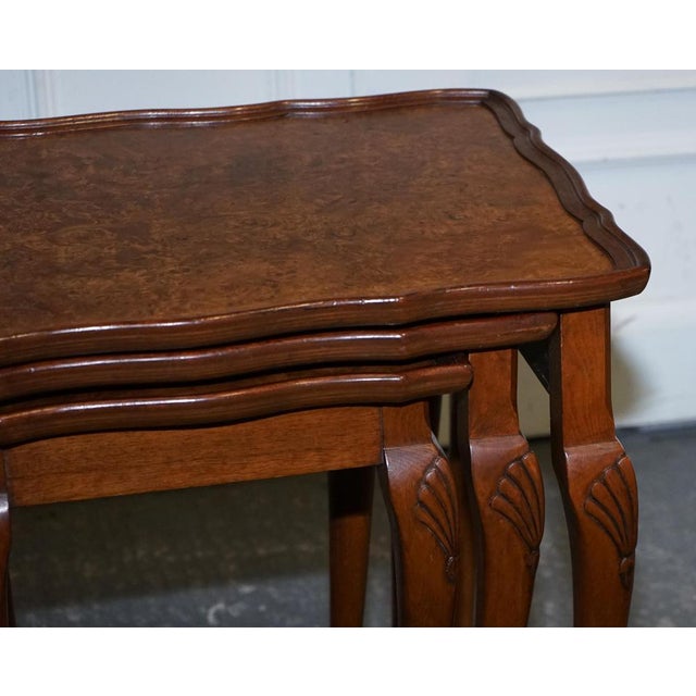 Wood Art Deco Burr Walnut Nesting Tables with Queen Anne Legs, 1920s, Set of 3 For Sale - Image 7 of 15