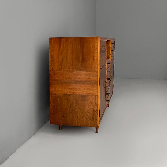 Mid-Century Modern Italian Sideboard in Wood and Brass, 1950s For Sale - Image 4 of 16