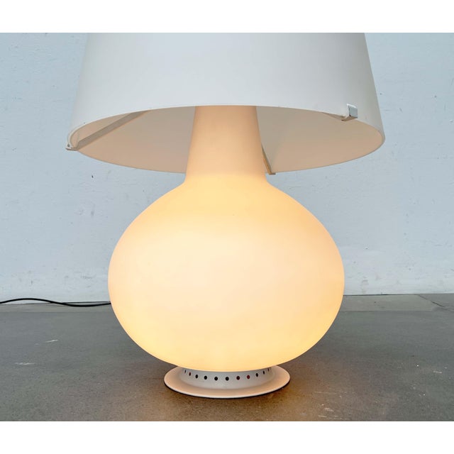 Mid-Century Modern Italian Model 1853 Grande Glass Floor Lamp by Max Ingrand for Fontana Arte For Sale - Image 11 of 18