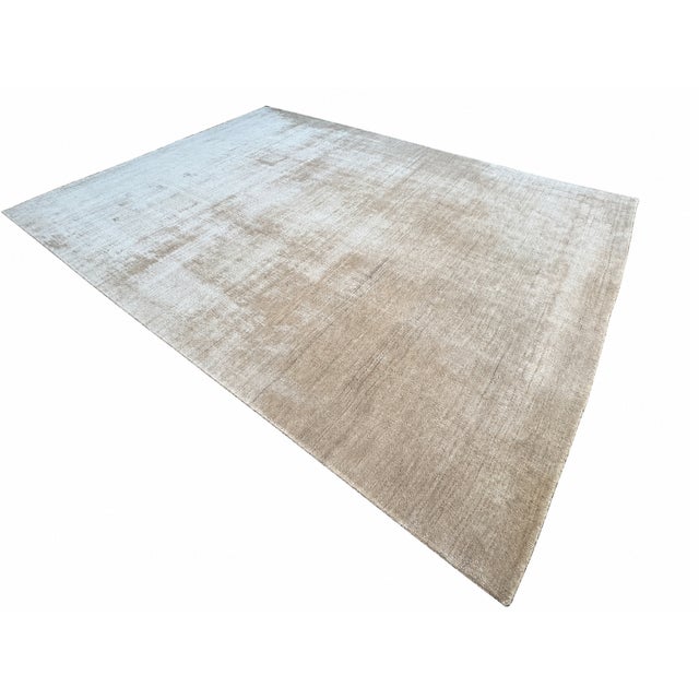 Rh Amara Performance Handwoven Rug – 9' X 12' Wheat | 55% Wool & 45% Nylon | Handwoven For Sale - Image 13 of 18