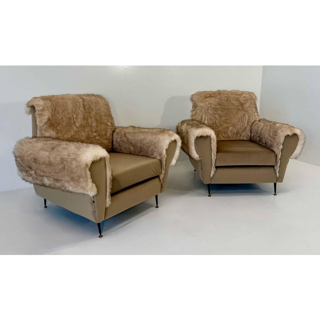 Italian Lounge Chairs in Velvet and Faux Fur Fabric, 1950s, Set of 2 For Sale - Image 4 of 13