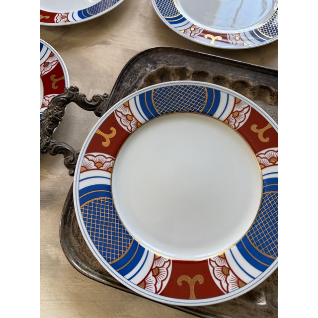 Oxblood Red Vintage Fitz and Floyd 1975 Mishiki Plates 10 3/8 Inch Blue Oxblood Red Gold Vintage Japan - Set of 4 For Sale - Image 8 of 12