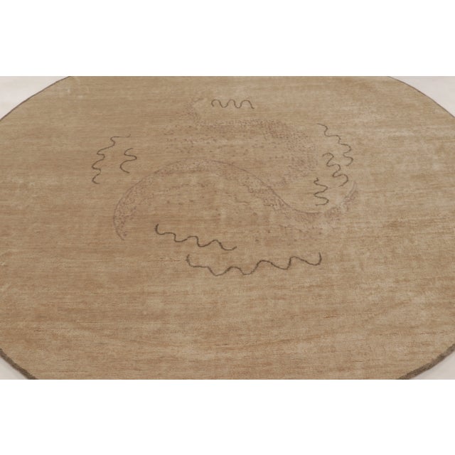 2020s Contemporary Circle Abstract Wool Rug by Rug & Kilim, India For Sale - Image 5 of 10