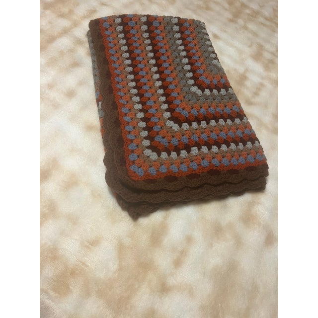 Hand-Crocheted Retro Throw Blanket Add a touch of timeless charm and cozy comfort to any room with this beautiful hand-...